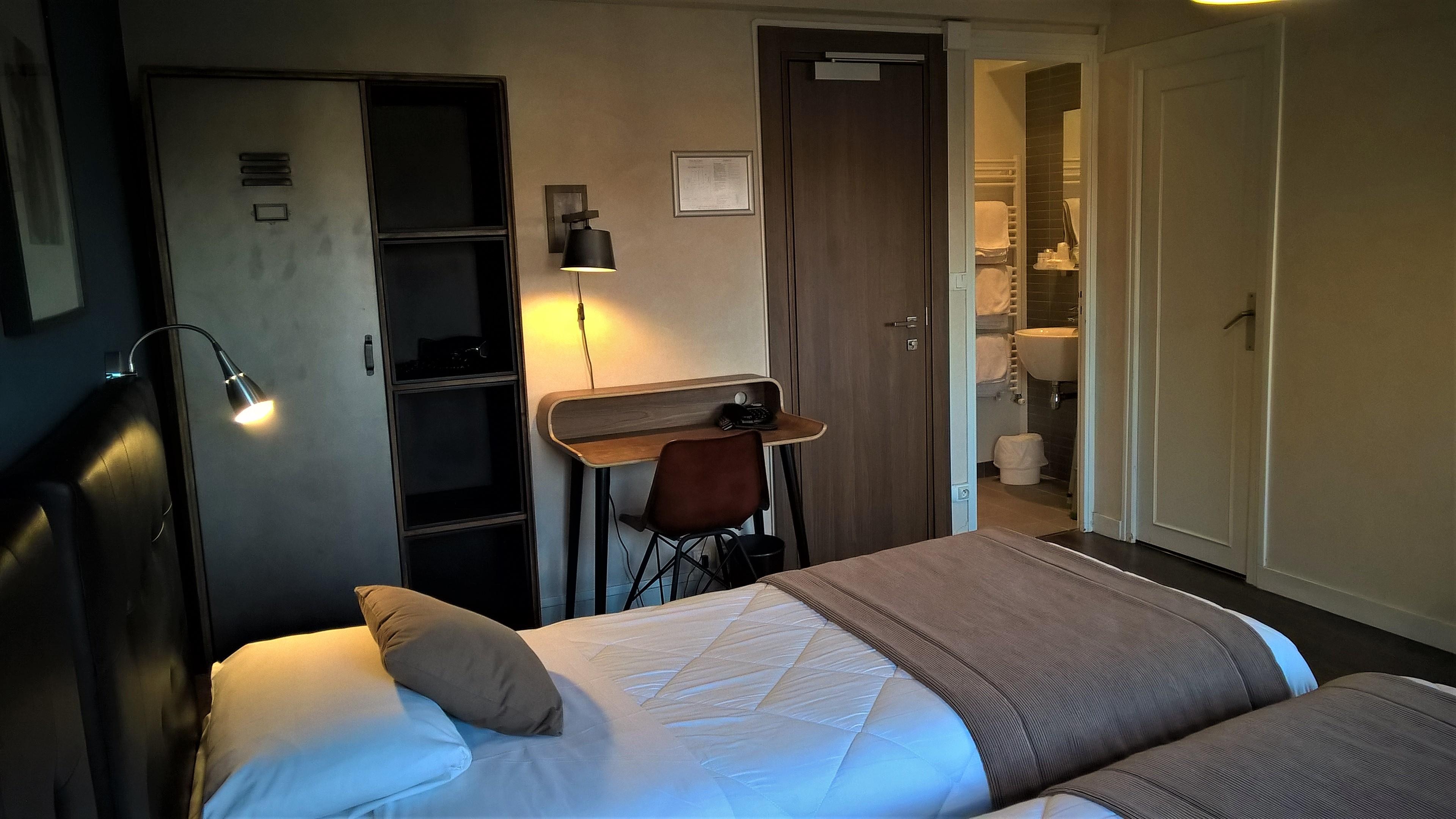 אורליאן Hotel Des Cedres מראה חיצוני תמונה