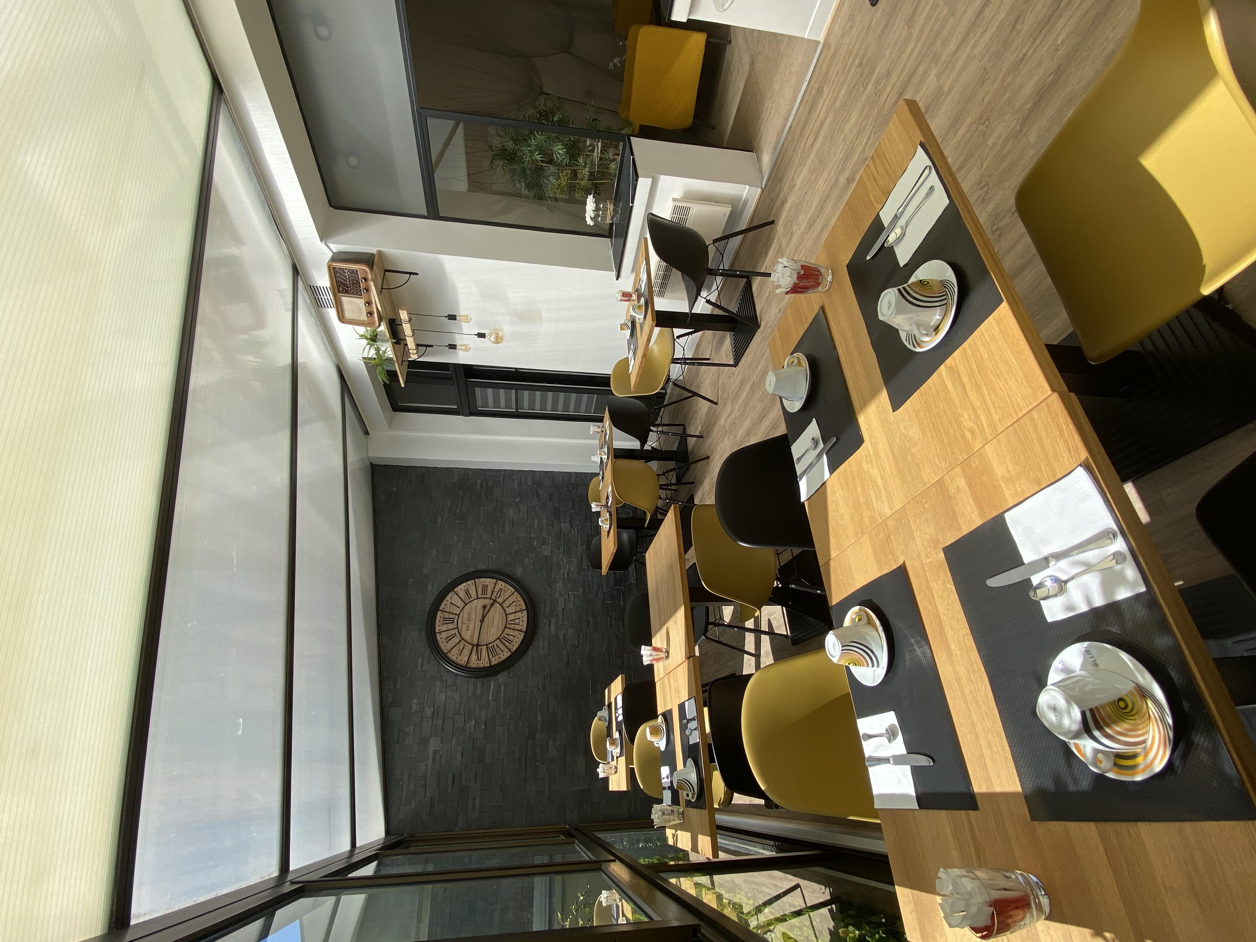 אורליאן Hotel Des Cedres מראה חיצוני תמונה