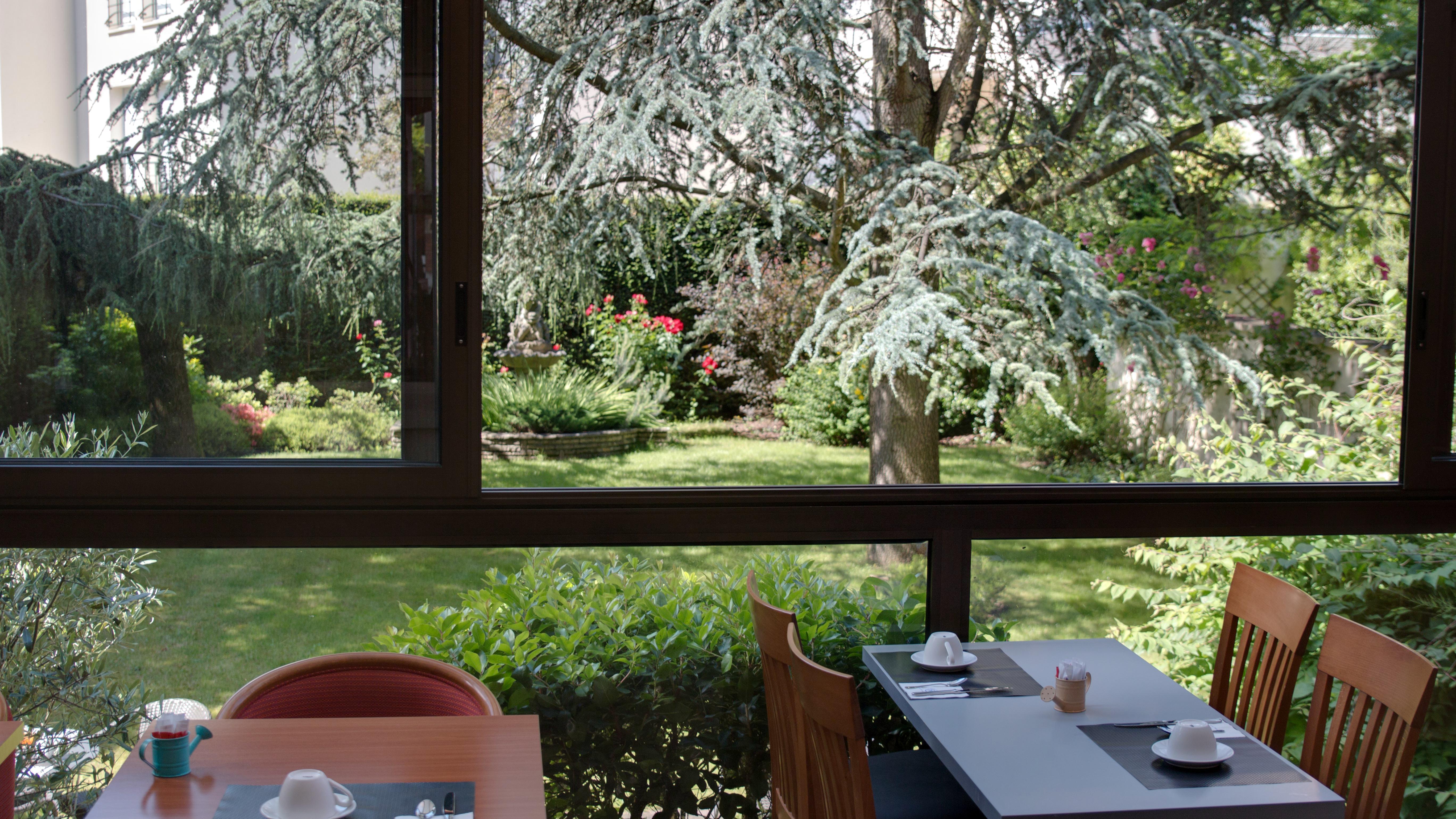אורליאן Hotel Des Cedres מראה חיצוני תמונה