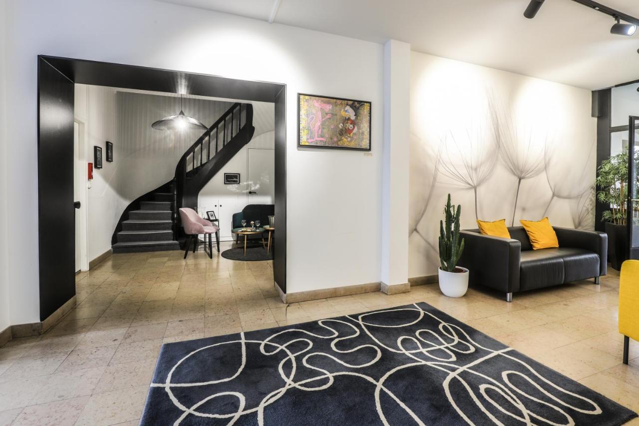 אורליאן Hotel Des Cedres מראה חיצוני תמונה