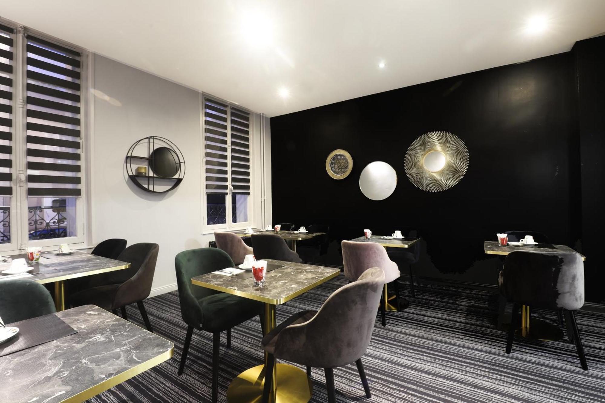 אורליאן Hotel Des Cedres מראה חיצוני תמונה